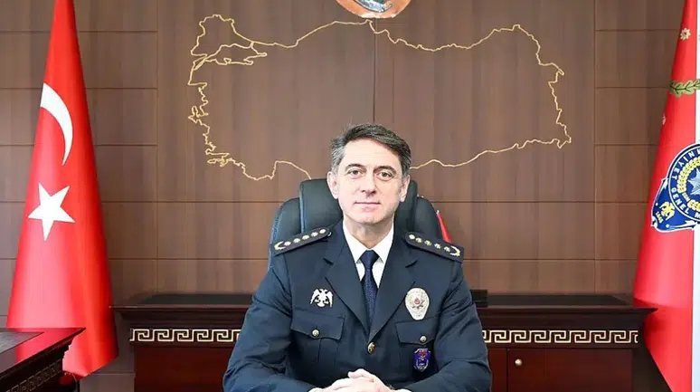 Şehit polis Mustafa Çetin'in şampiyon kızı emniyette ağırlandı