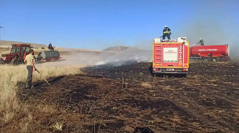 Tekirdağ Hayrabolu'da anız yangını çıktı : 250 dekar tarım arazisi küle döndü