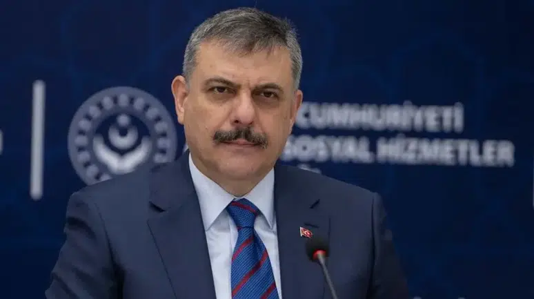 Sahipsiz sokak hayvanlarıyla ilgili yeni açıklama! Bakan Çiftçi son durumu duyurdu