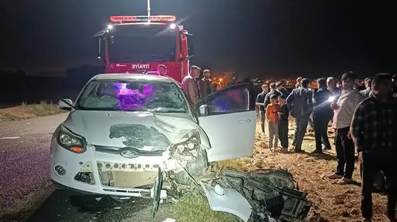 Mardin'de otomobil ile motosiklet çarpıştı