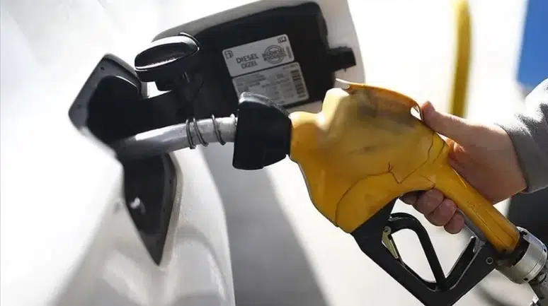 Benzerin zamı ne zaman gerçekleşecek? Cumartesi ve Pazar günleri benzin fiyatlarına zam geliyor mu?