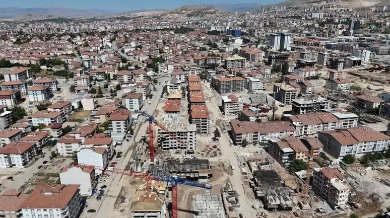 Malatya’daki Efruz Apartmanı davasında karar: 8 sanığa hapis