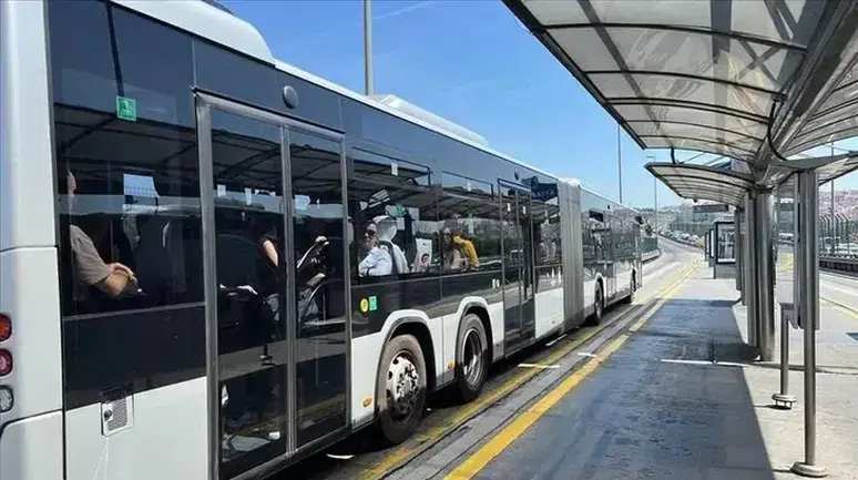 29 Ekim Cumhuriyet Bayramı'nda hangi toplu taşıma hizmetleri ücretsiz olacak?