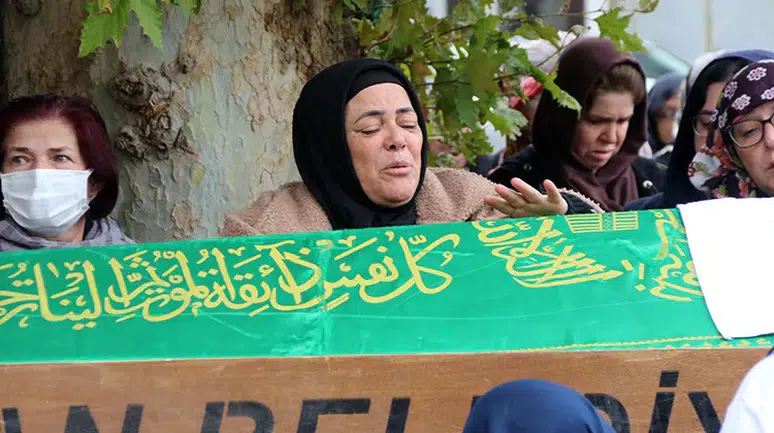 Kanseri Yenen Şair İsmet Polat Kaşıkçı Hayatını Kaybetti
