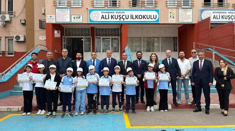 Diyarbakır'da Sağlıklı Çocuk, Sağlıklı Gelecek Programı Hız Kesmeden Devam Ediyor