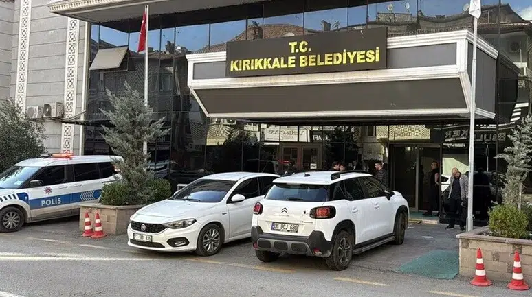 Kırıkkale Belediyesi'ndeki rüşvet operasyonunda 3 çalışan tutuklandı