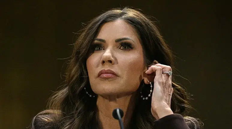 Kristi Noem Görevinden Ayrılıyor: ABD'nin Yeni İç Güvenlik Bakanı Kim Olacak?