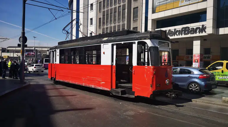 T3 Kadıköy-Moda tramvay seferleri durduruldu mu? Ne zaman başlayacak?