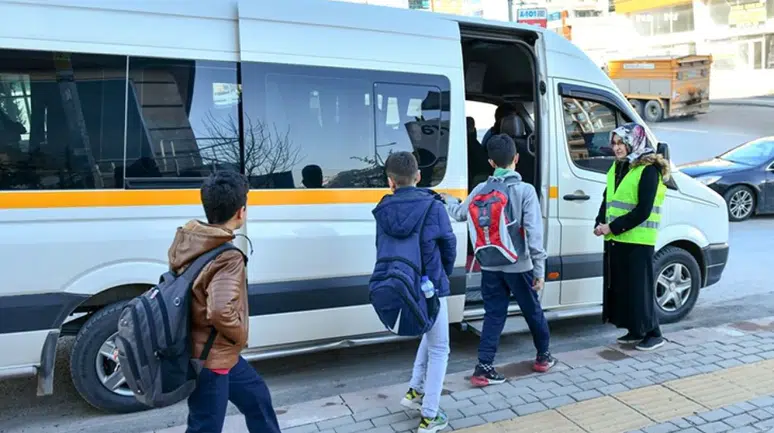 Konya’da okul servis ücretleri ne kadar oldu? Servis ücretlerine ne kadar zam yapıldı?
