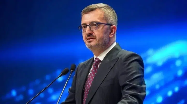 Burhanettin Duran'dan İsrail'in Mescid-i Aksa baskınına kınama