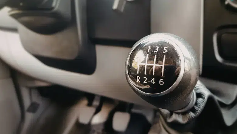 Otomobil dünyasında manuel vitesin sonu : 8 dev marka debriyaja veda ediyor