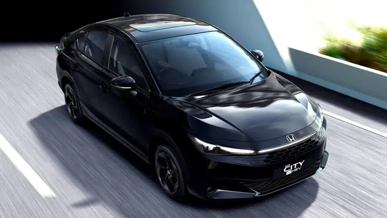 Yeni Honda City tanıtıldı : Accord ve Civic esintisiyle manuel şanzıman konforu bir arada