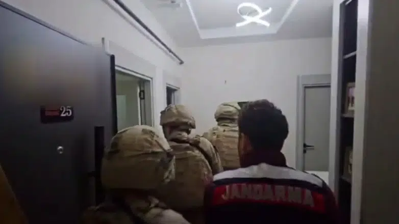 Mersin merkezli 4 ilde yasa dışı bahis operasyonu: 15 şüpheli tutuklandı!