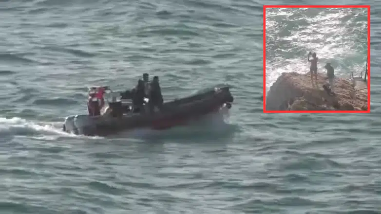 Antalya'da denizde mahsur kalan 2 arkadaş, polis ekiplerince kurtarıldı