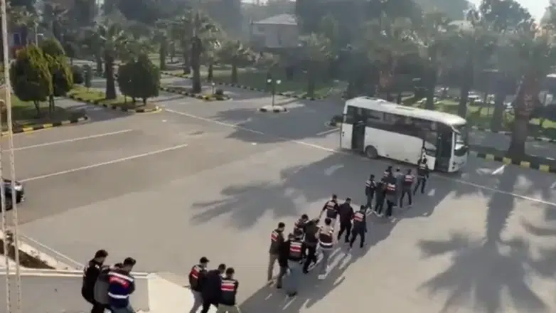 24 ilde DEAŞ operasyonu: 90 gözaltı