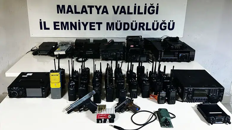 Emniyet frekanslarını dinleyen 6 şüpheli yakalandı