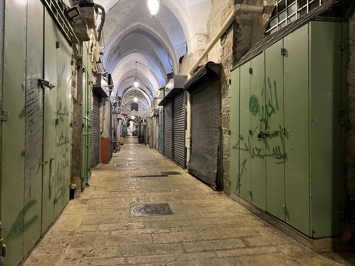 İşte İsrail'in cuma namazını yasakladığı Mescid-i Aksa'dan fotoğraflar 13