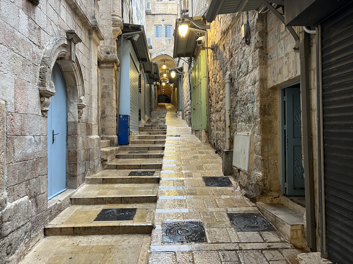 İşte İsrail'in cuma namazını yasakladığı Mescid-i Aksa'dan fotoğraflar 7