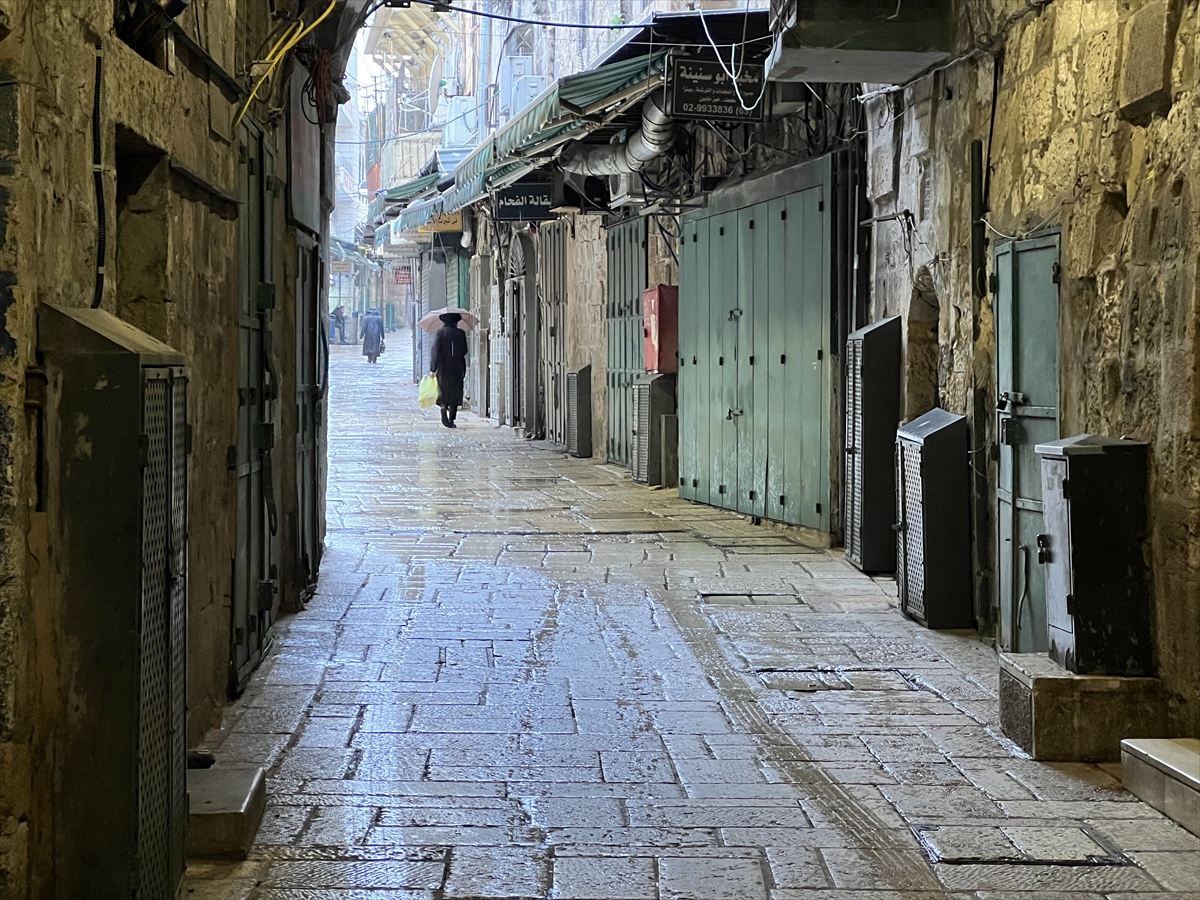 İşte İsrail'in cuma namazını yasakladığı Mescid-i Aksa'dan fotoğraflar 5
