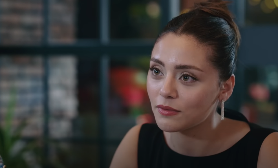 Sıla Türkoğlu Kızılcık Şerbeti