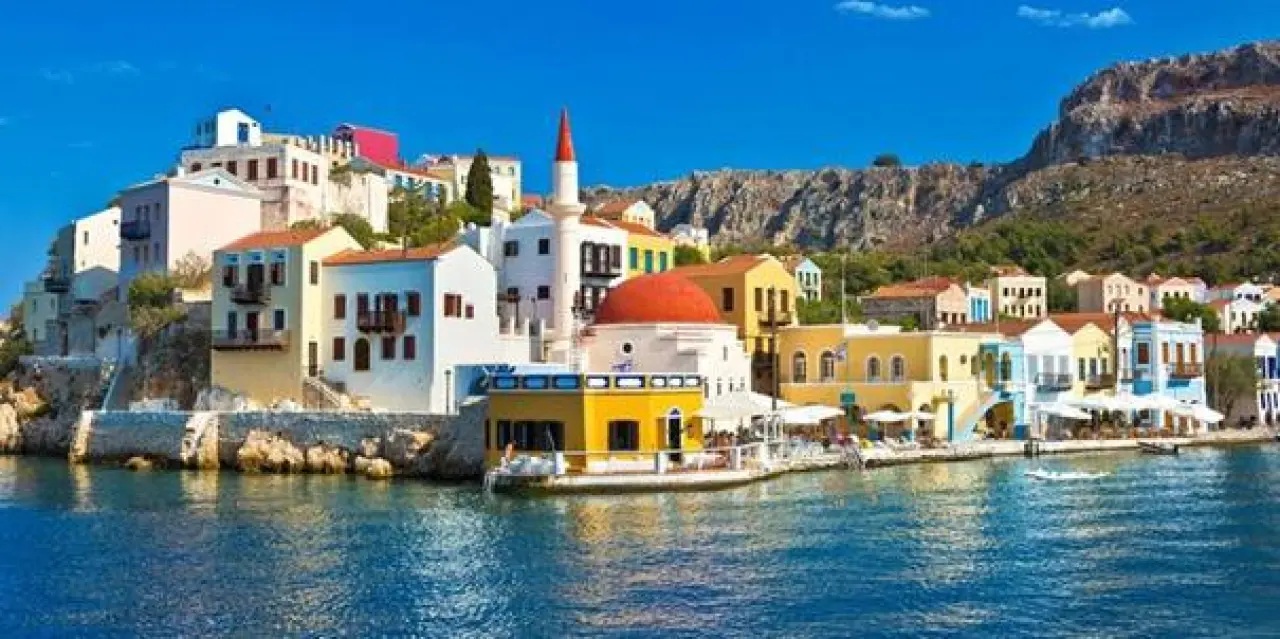 Türkiye’den feribotla gidilebilen Yunan Adaları 6