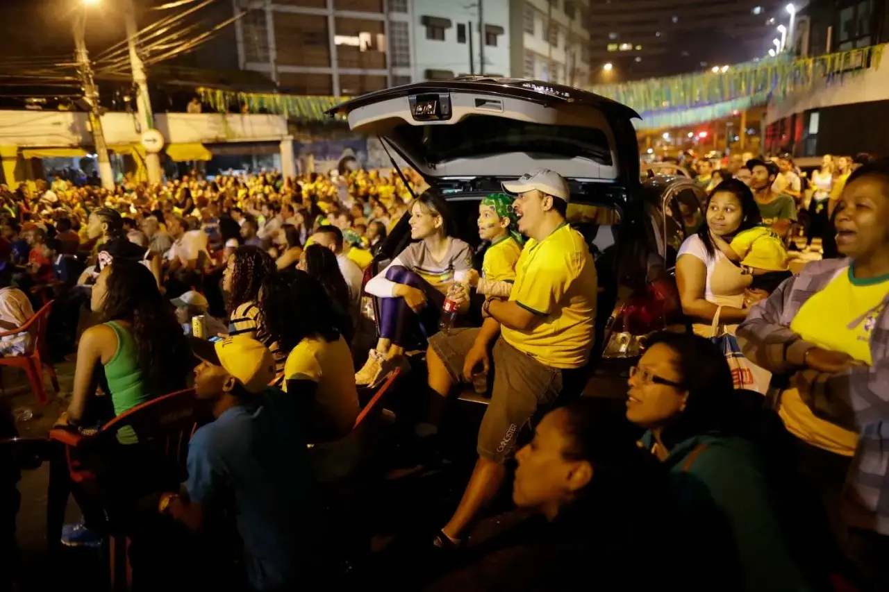 Dünyanın en iyi 10 futbol şehri sıralandı: İstanbul kaçıncı sırada? 6