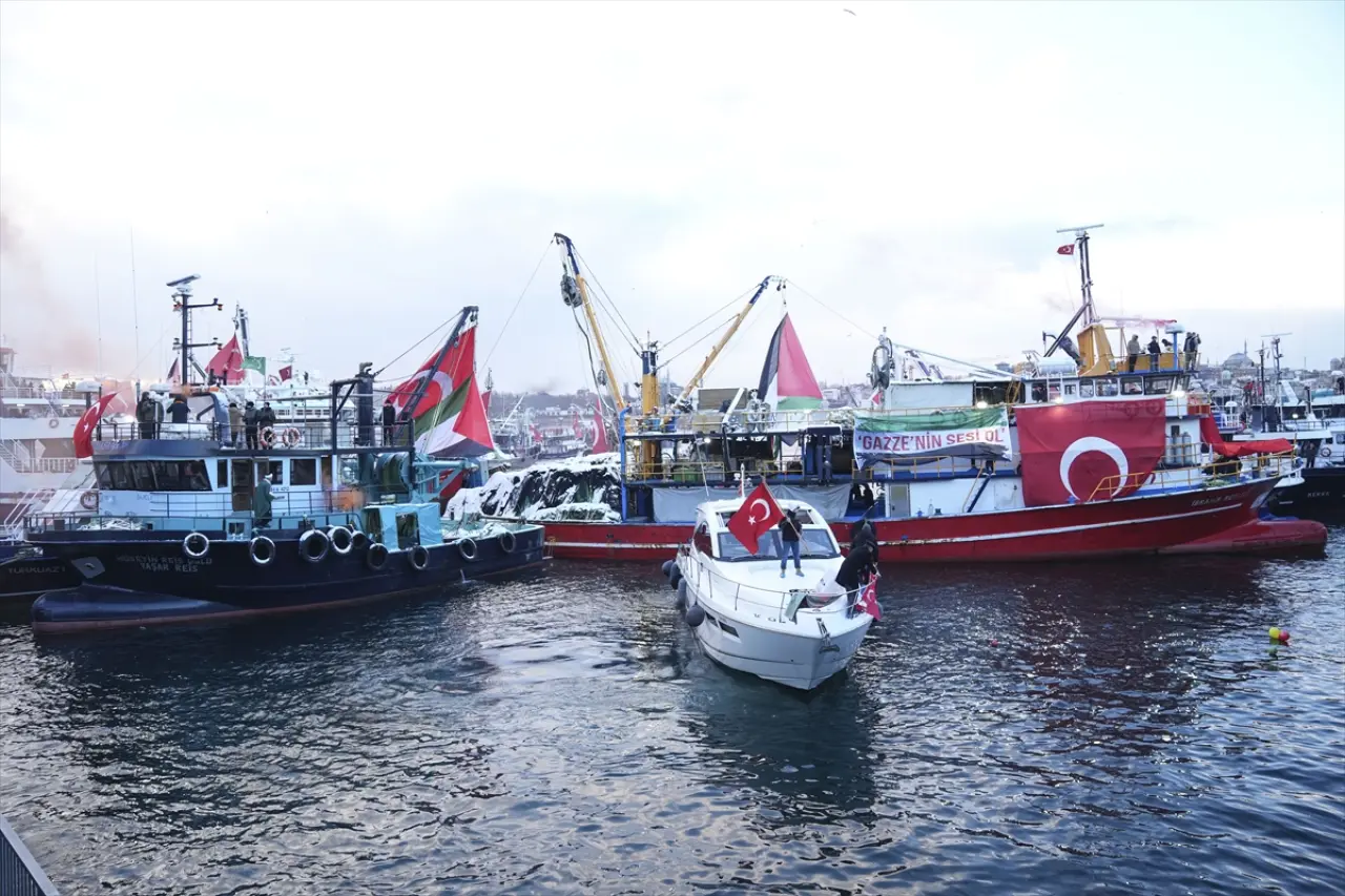 Galata Köprüsü'nde büyük Gazze yürüyüşü! 15