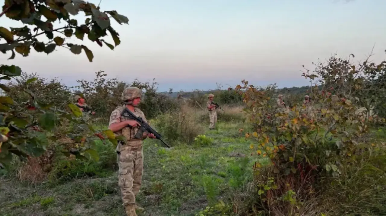 Kilosu 450 bin liradan satılınca jandarma gece gündüz tarlada nöbet tuttu