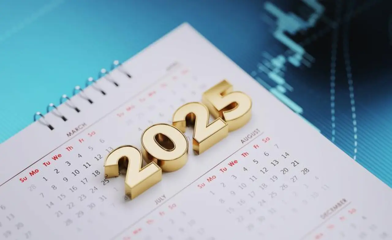 2025 RESMİ TATİL TAKVİMİ BELLİ OLDU | Önümüzdeki yıl resmi tatiller, Ramazan ve Kurban Bayramı hangi güne denk geliyor? 2025 yılı resmi tatil takvimi belli oldu!