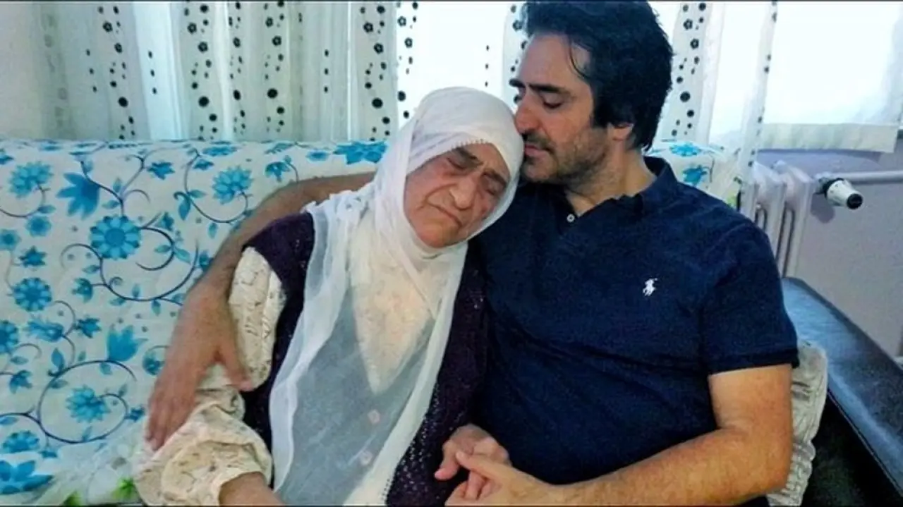 Mahsun Kırmızıgül'ün acı günü: Canım annemi kaybetmenin üzüntüsünü yaşıyorum - 1