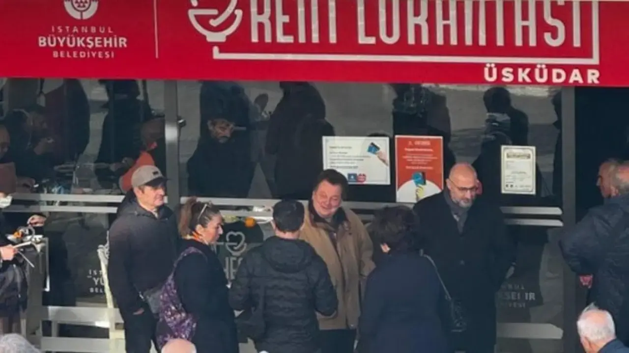 Ünlü gurme Vedat Milor Kent Lokantası'na gitti: Sıra bekledi, yemekleri tattı - Sözcü