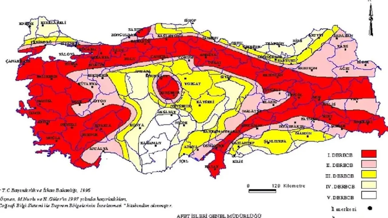 Türkiye deprem riski haritası 2025: Türkiye’de en yüksek ve en az riskli iller hangileri? MTA Diri fay hattı haritası - 2