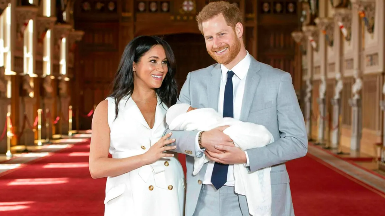 Claims Prince Charles asked about skin colour of Harry and Meghan's children dismissed as 'fiction' by palace | UK News | Sky News