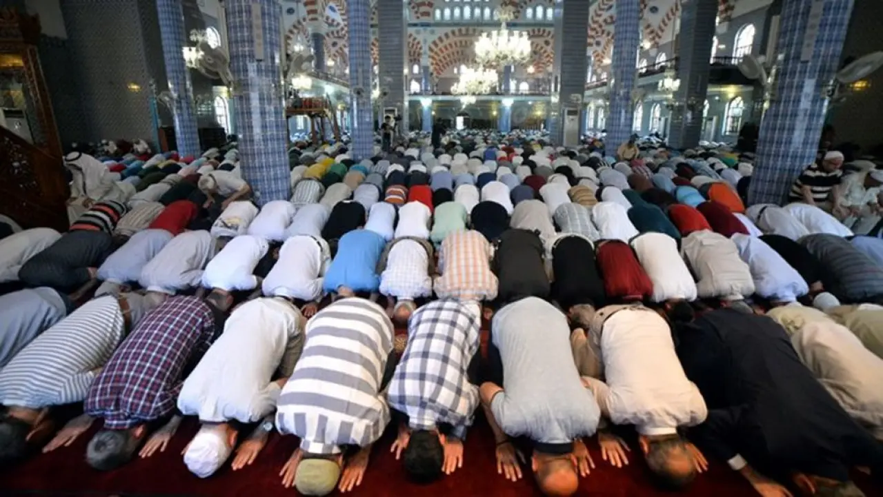 Bayram namazı hangi ilde saat kaçta kılınacak? 2025 Diyanet il il bayram  namazı vakitleri - Son Dakika Türkiye Haberleri | NTV Haber