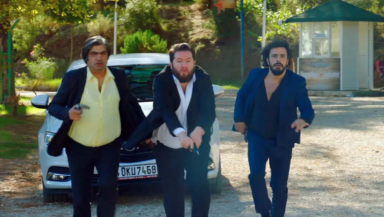 Bizim Semtin Çocukları (2020) - Box Office Türkiye