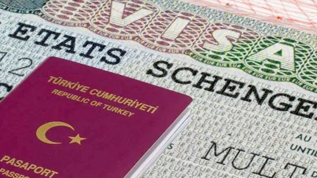Türk Vatandaşlarına Schengen Vizesi Engeli: Vize Süreçleri Askıya Alındı - HaberX
